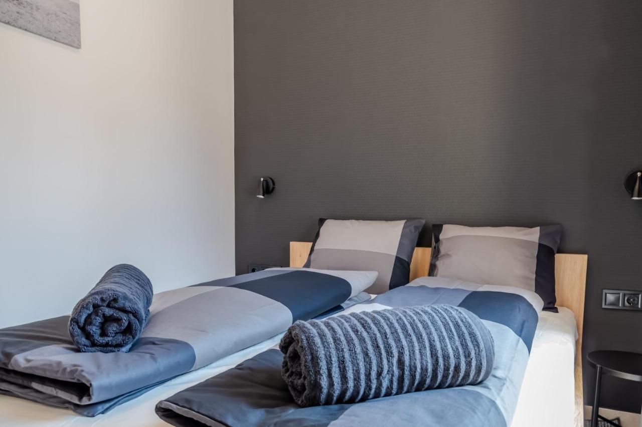 H&H Apartments Poroszlo Luaran gambar